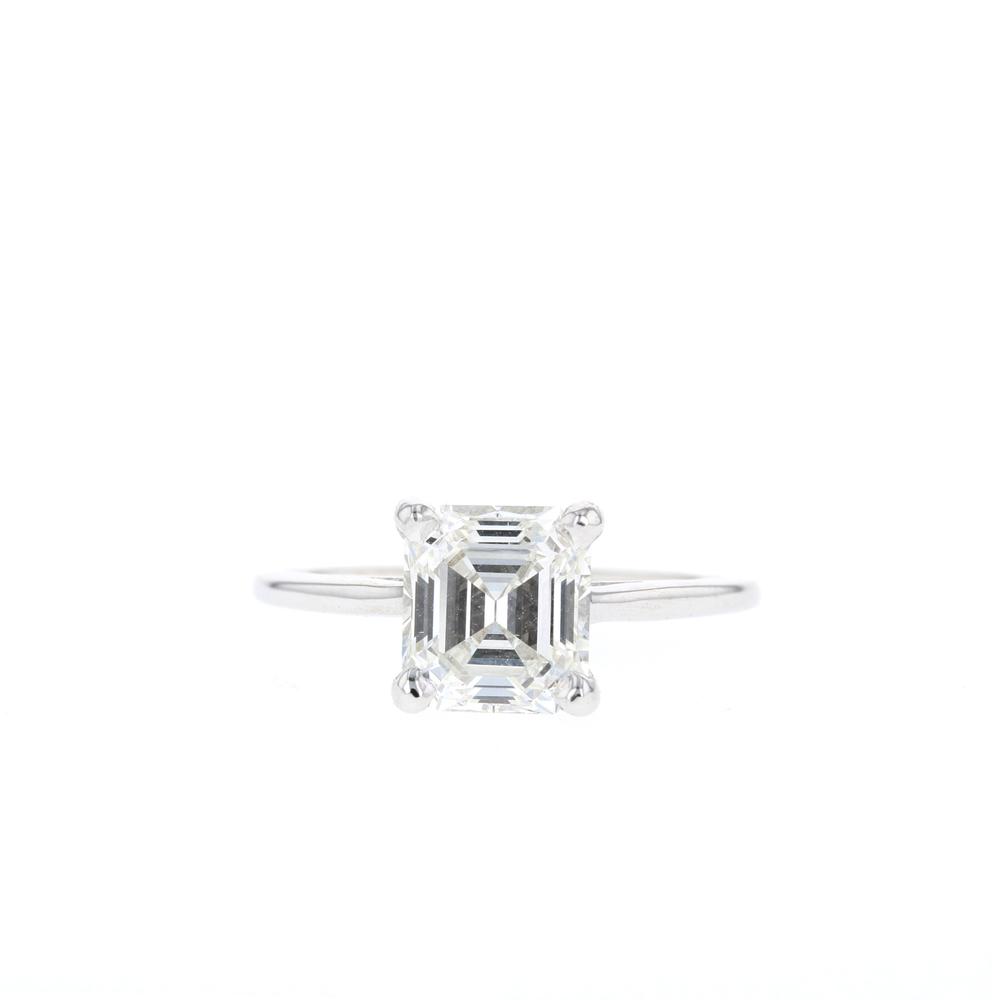 Moissanite Ring with 1 to 3 carats in 9k/10k/14k/18K White Gold, Yellow Gold or Rose Gold