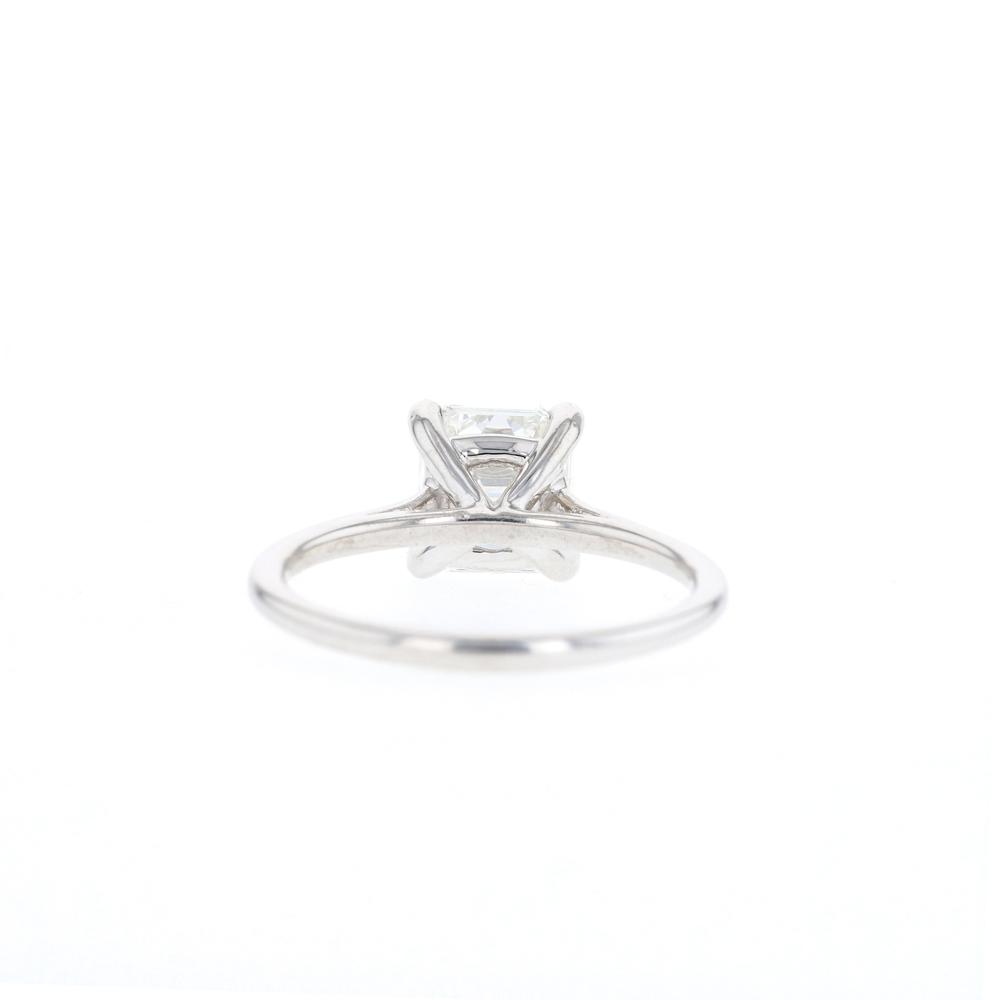 Moissanite Ring with 1 to 3 carats in 9k/10k/14k/18K White Gold, Yellow Gold or Rose Gold