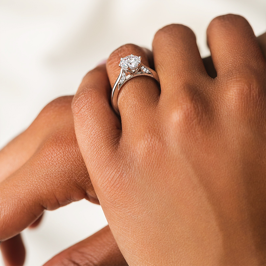 Round Cut Moissanite 6 Prong Ring with 1 to 3 carats in 9k/10k/14k/18K White Gold, Yellow Gold or Rose Gold