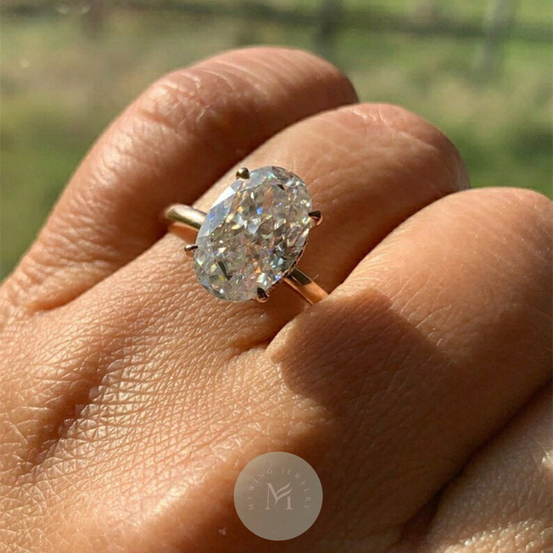 8ct Oval Moissanite Engagement Ring