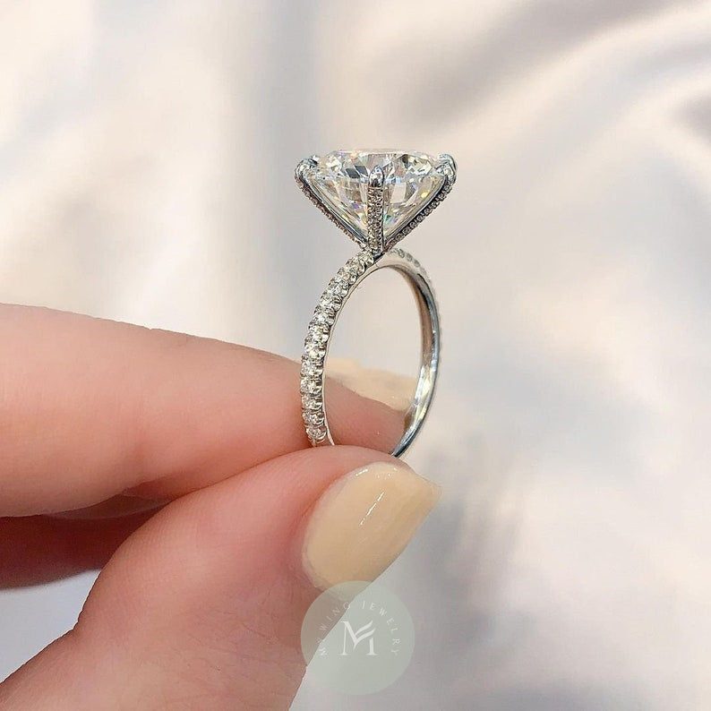 5.5ct Round Moissanite Engagement Ring
