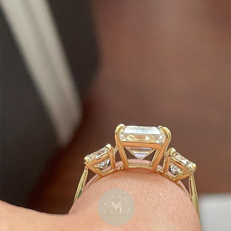 5ct Emerald Moissanite Engagement Ring