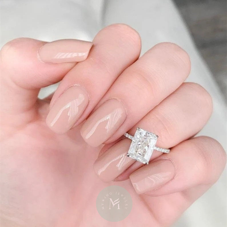 4ct Radiant Moissanite Engagement Ring