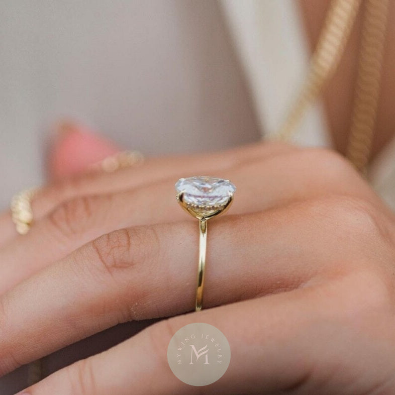 6ct Oval Moissanite Engagement Ring