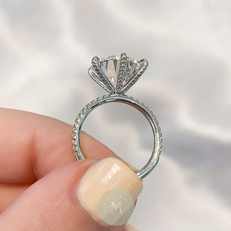 5.5ct Round Moissanite Engagement Ring