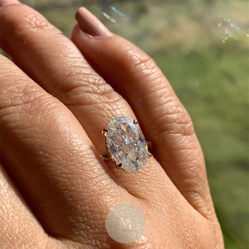 8ct Oval Moissanite Engagement Ring