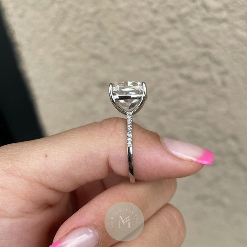 8ct Cushion Moissanite Engagement Ring