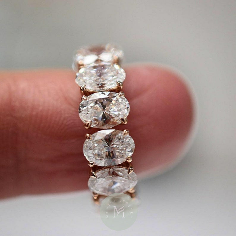 7.5ct (0.5ct Each) Oval Moissanite Engagement Ring
