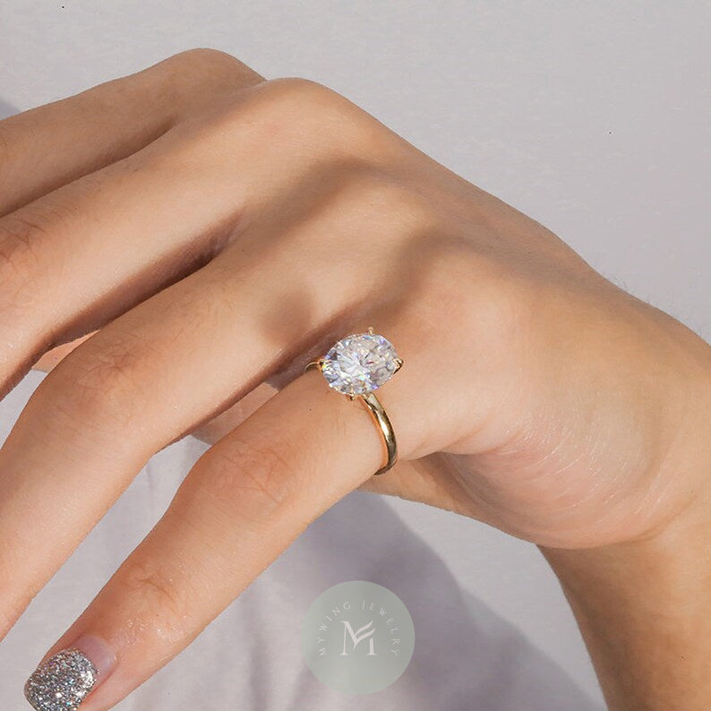6ct Oval Moissanite Engagement Ring