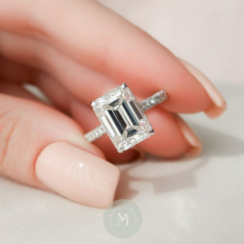 4ct Emerald Moissanite Engagement Ring