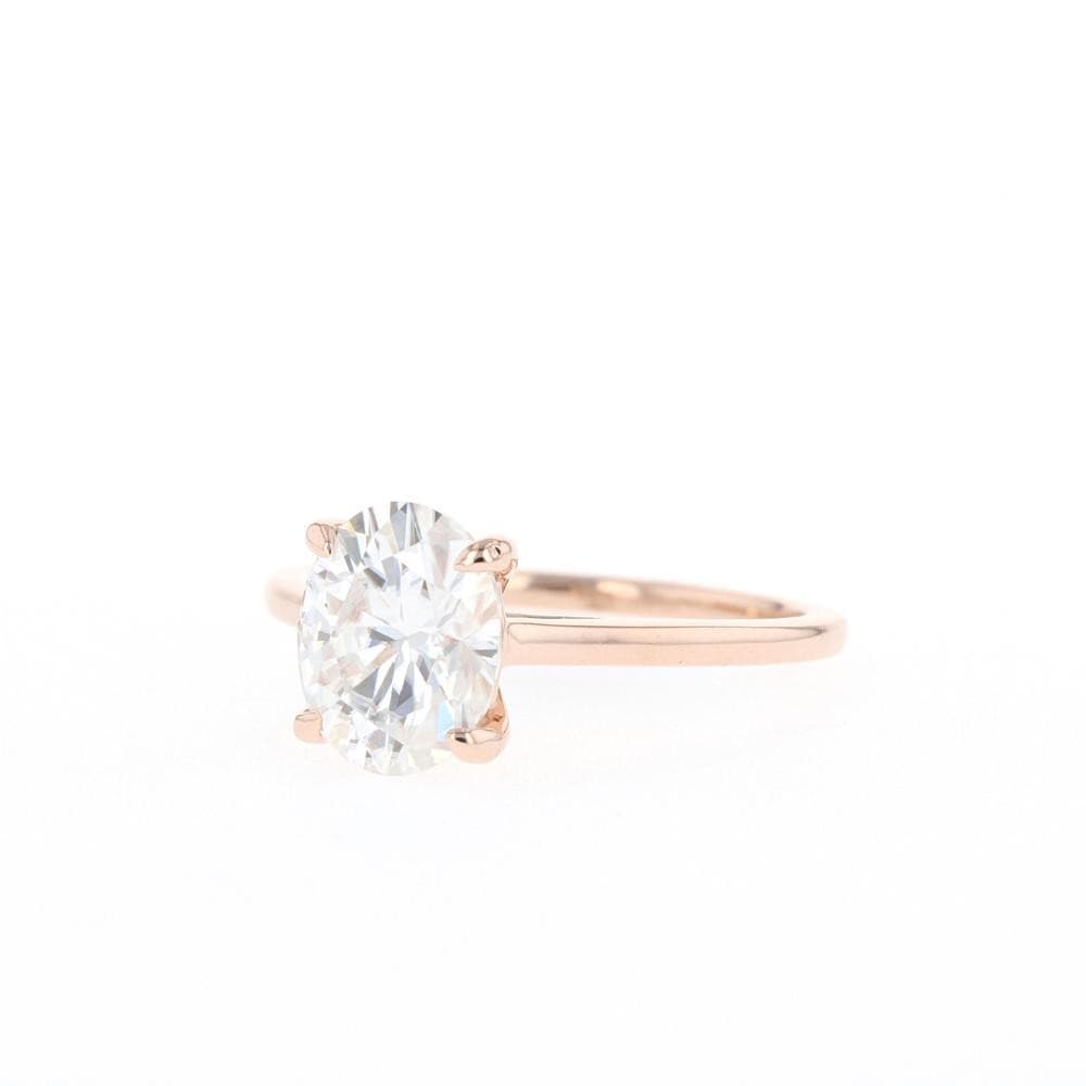 Oval Cut Moissanite 4 Prong Ring with 1 to 3 carats in 9k/10k/14k/18K White Gold, Yellow Gold or Rose Gold